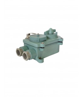 KZ-S2MR RESIN WATERTIGHT RECEPTACLE WITH SWITCH 